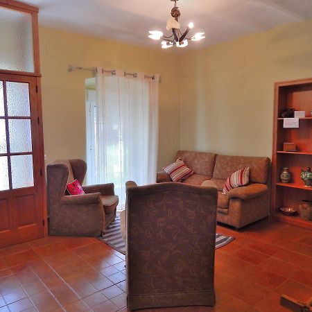 Casa Rural La Perra Gorda Zorita  ภายนอก รูปภาพ
